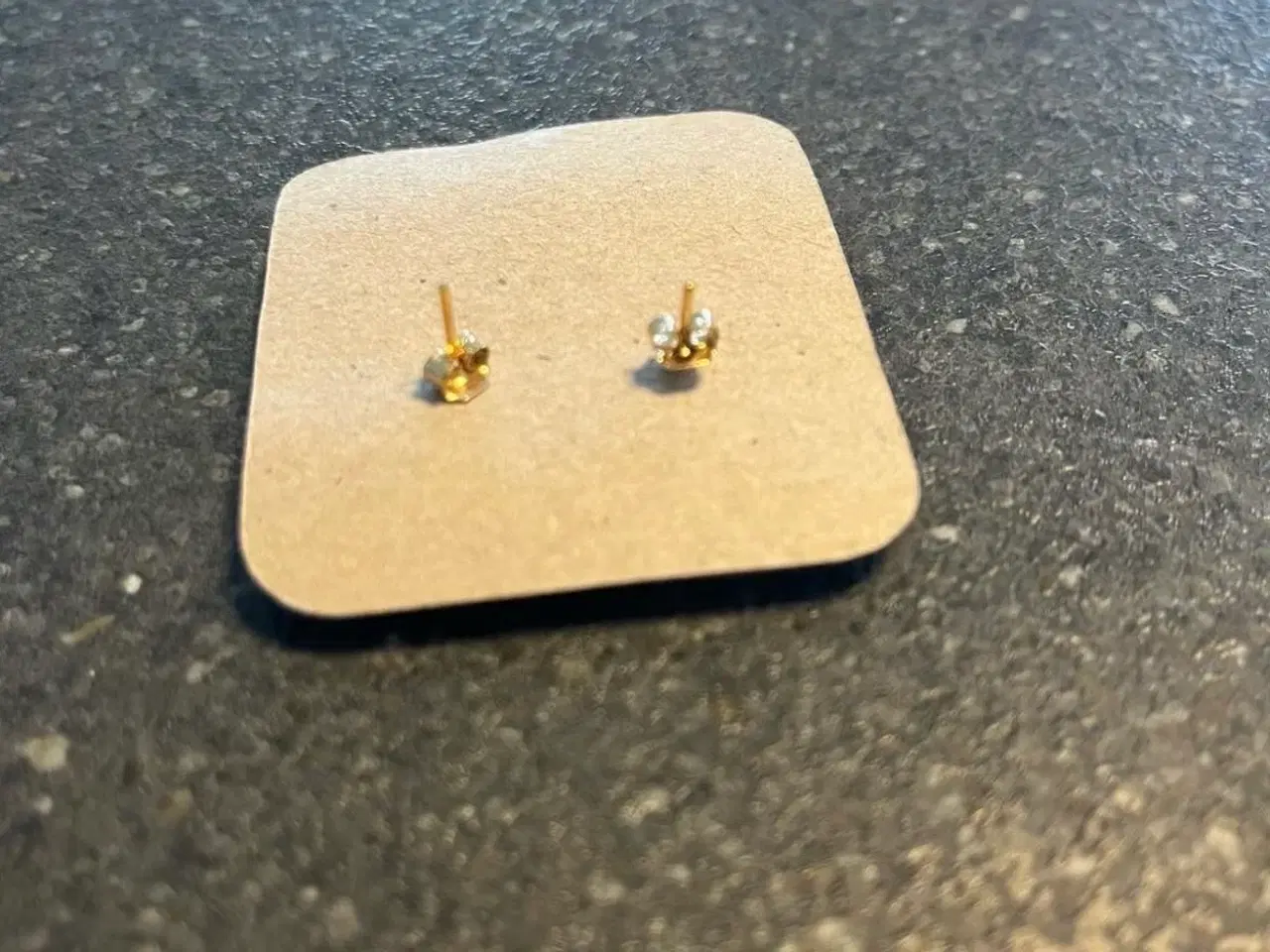 Billede 2 - Sorte ørestikkere fra Made by me