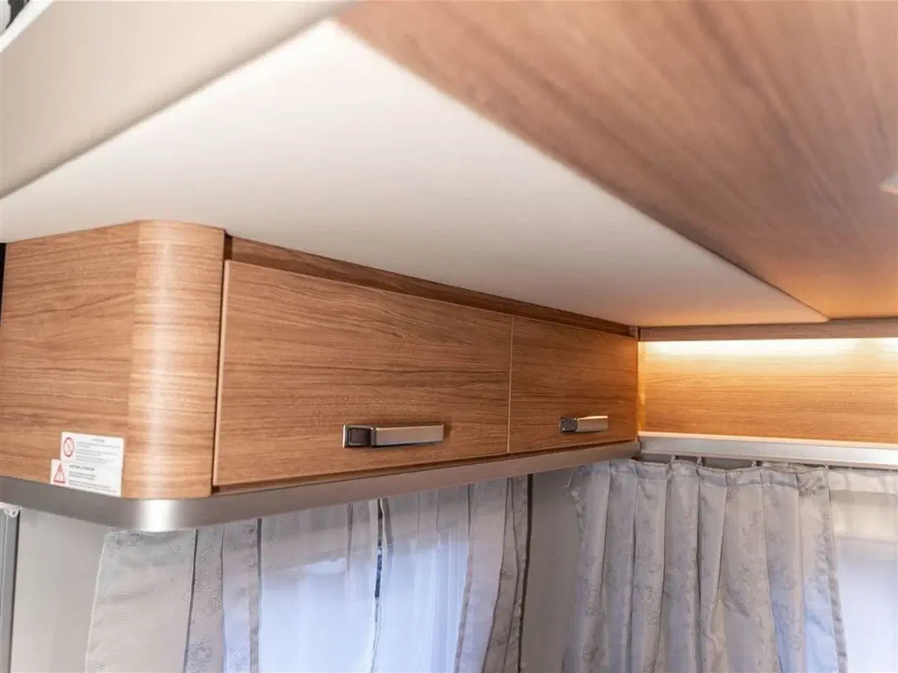 Billede 31 - 2020 - Weinsberg CaraOne 540 EUH   Genial indretning til 4 personer