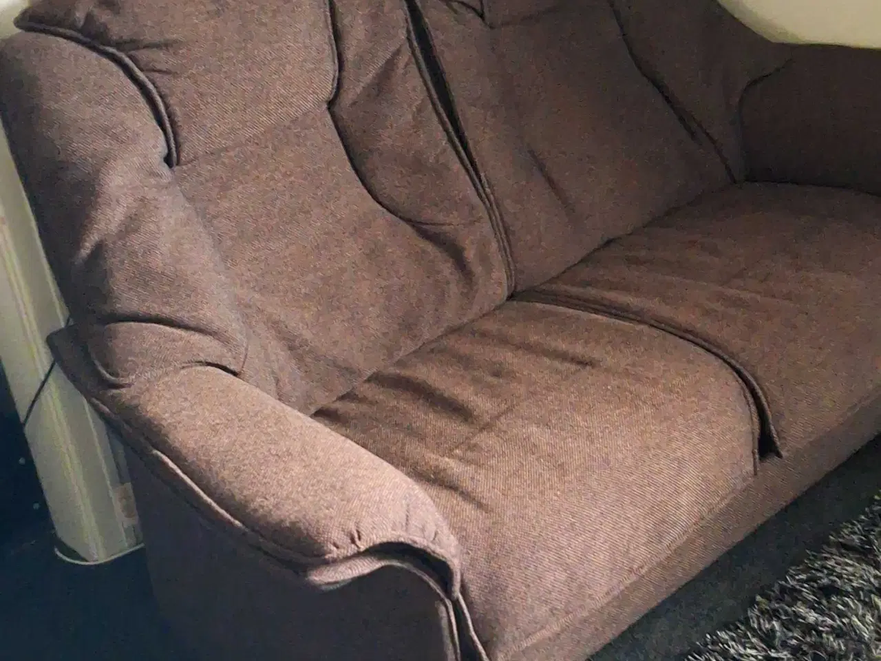 Billede 2 - Købt i Møbler.