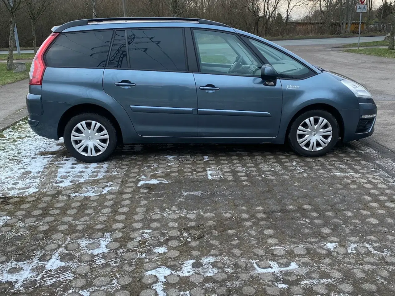 Billede 10 - 1.6 hdi 7 personer årgang 2012.