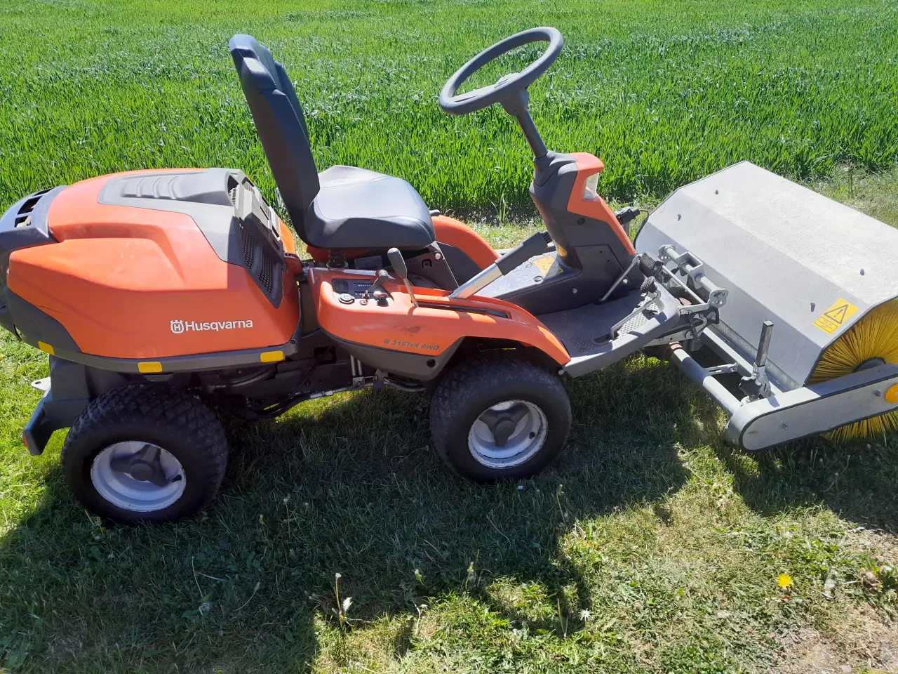 Billede 8 - Frontplæneklipper Husqvarna R316TXs Awd