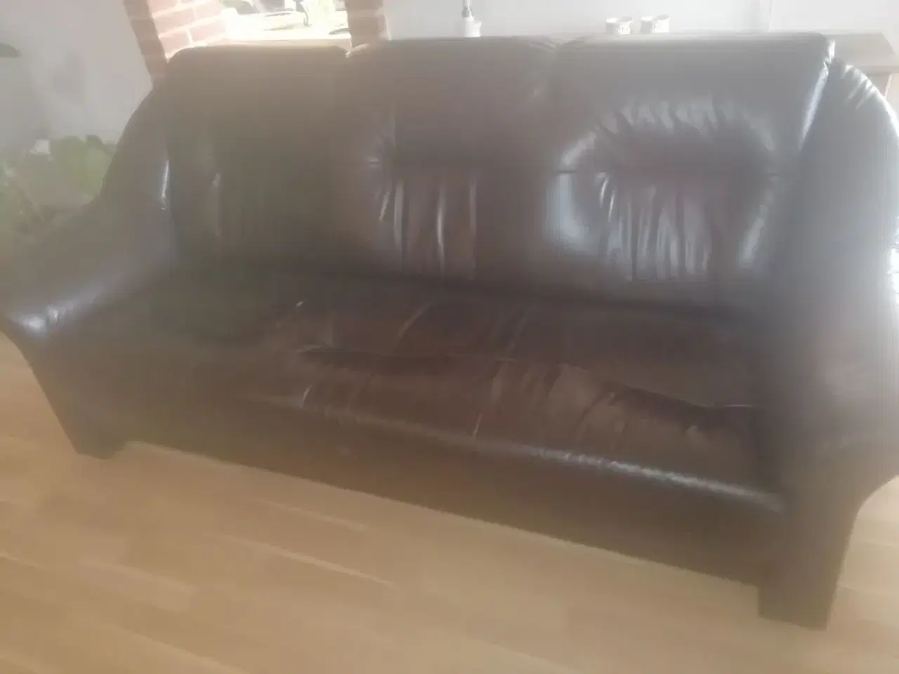 Billede 1 - 3 mands sofa i brun læder