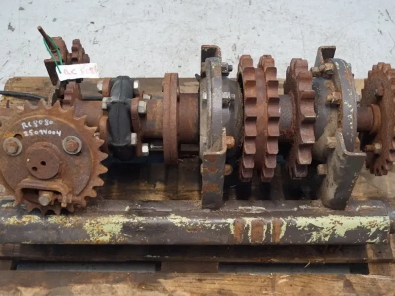 Billede 2 - Riviera Casalis RC8080 Tandhjulsaksel