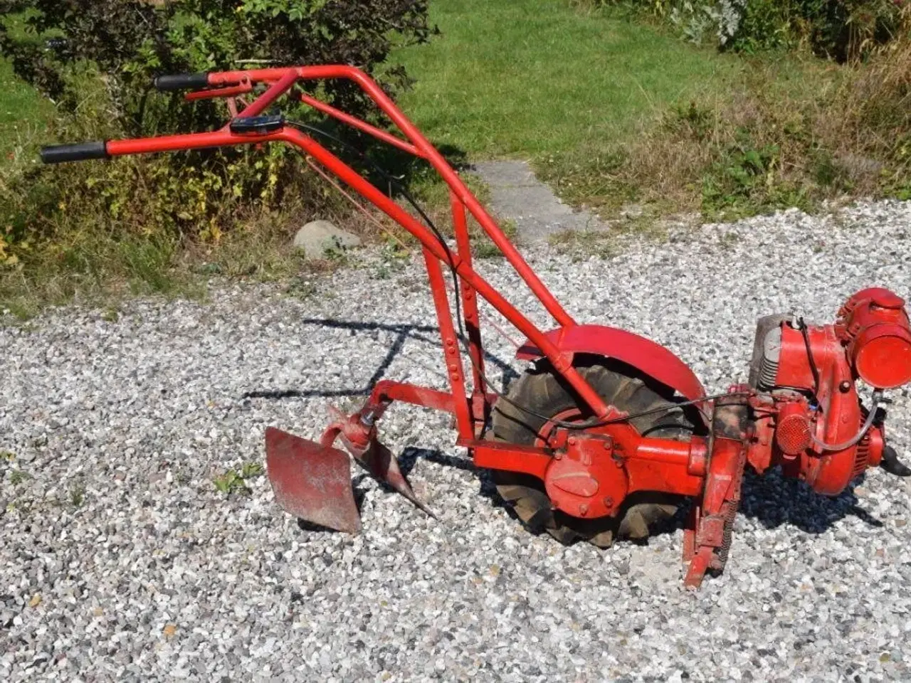 Billede 1 - Et hjulet kartoffelhypper