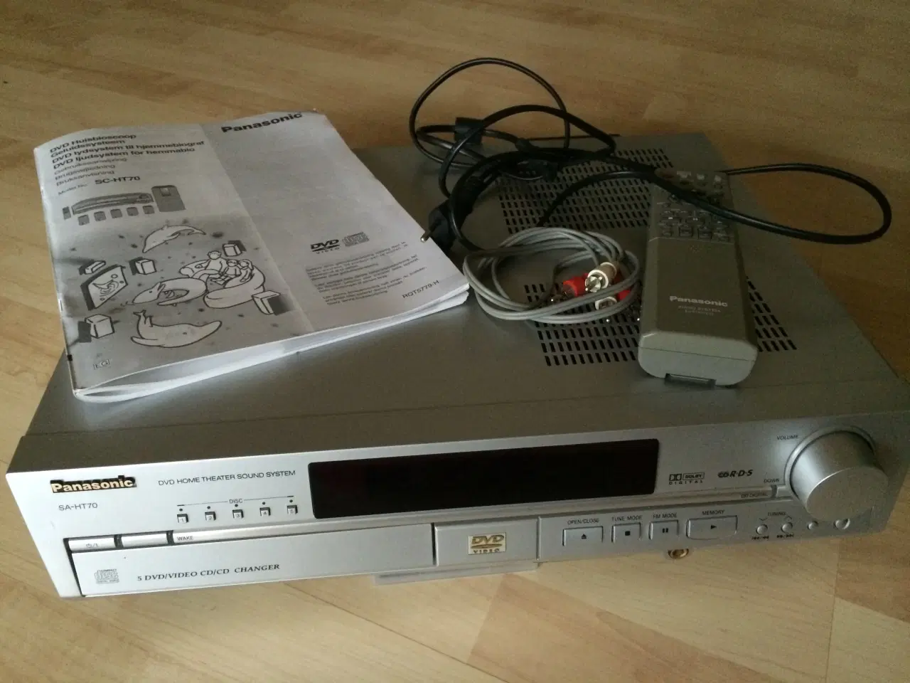 Billede 3 - Panasonic SC-HT70, DVD lydsystem til hjemmebiograf