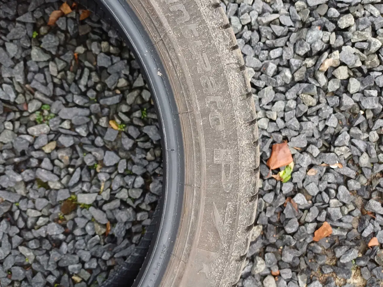 Billede 3 - ​🚀 Pirelli Sommerdæk205/45\ R17. r 