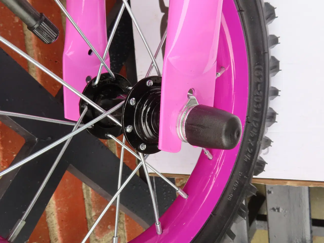 Billede 20 - Helt ny pink løbecykel 1-3 år. Hollandsk kvalitet