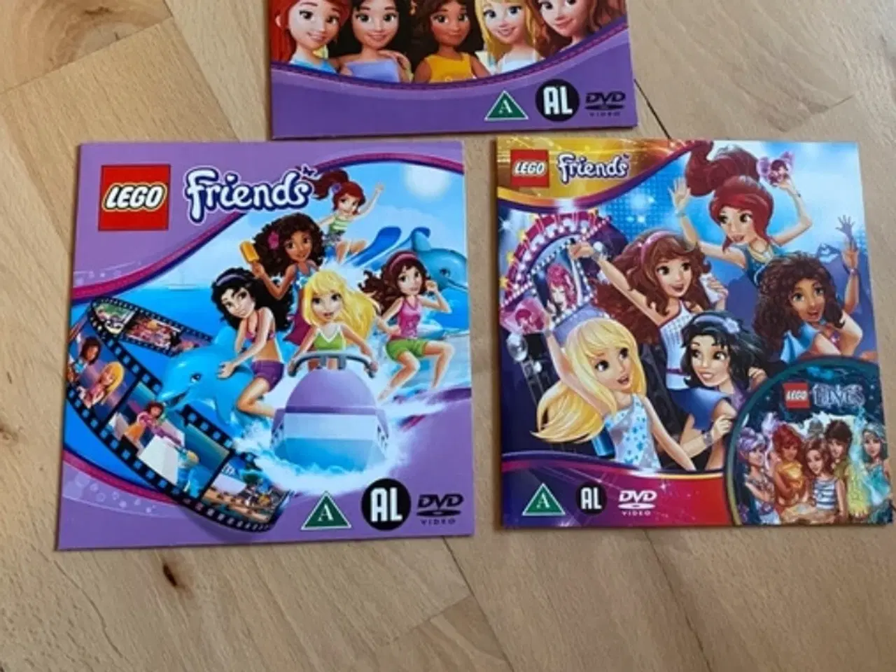 Billede 1 - 3 stk. Lego friends dvd’er sælges 