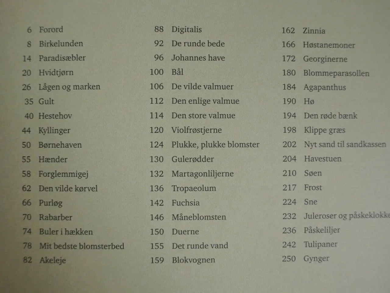 Billede 2 - haveglæde, af søren ryge petersen. foto af cathrin