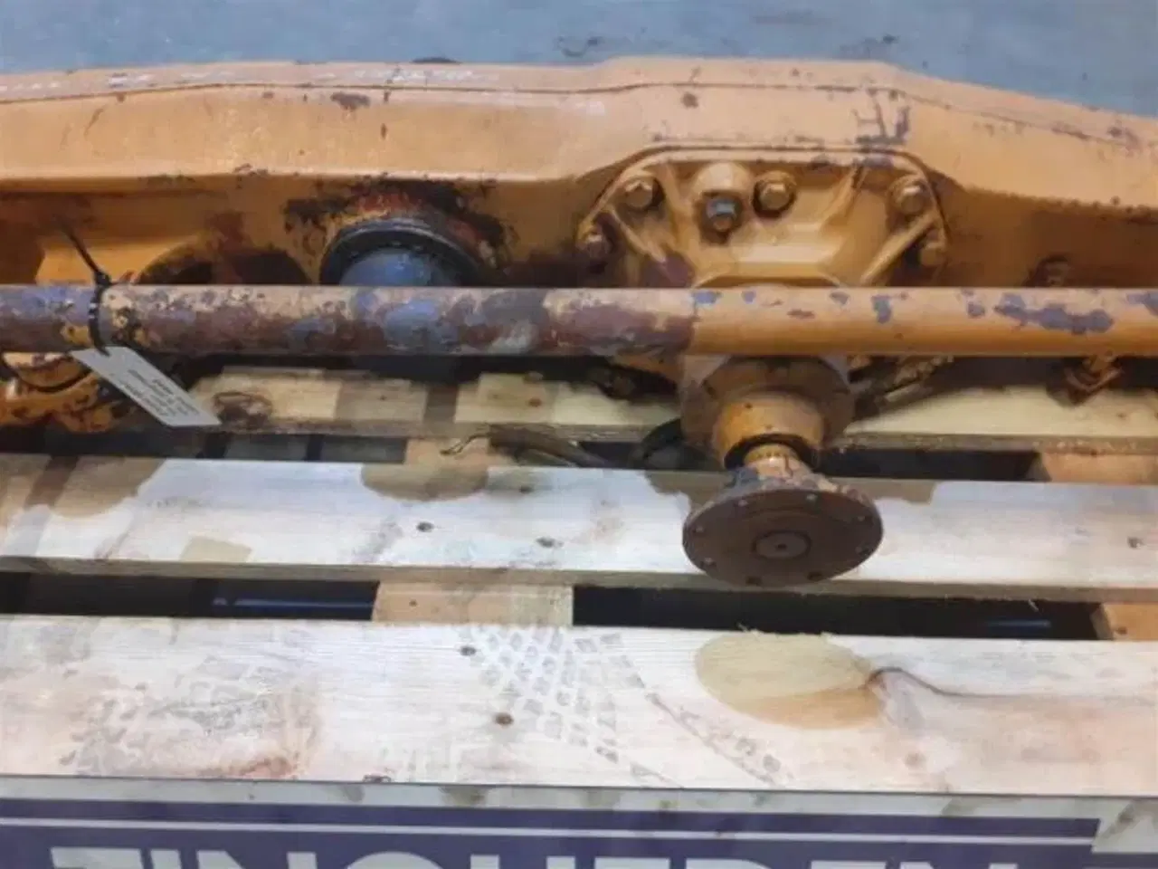 Billede 8 - Case 595 SLE Foraksel 3518276M93