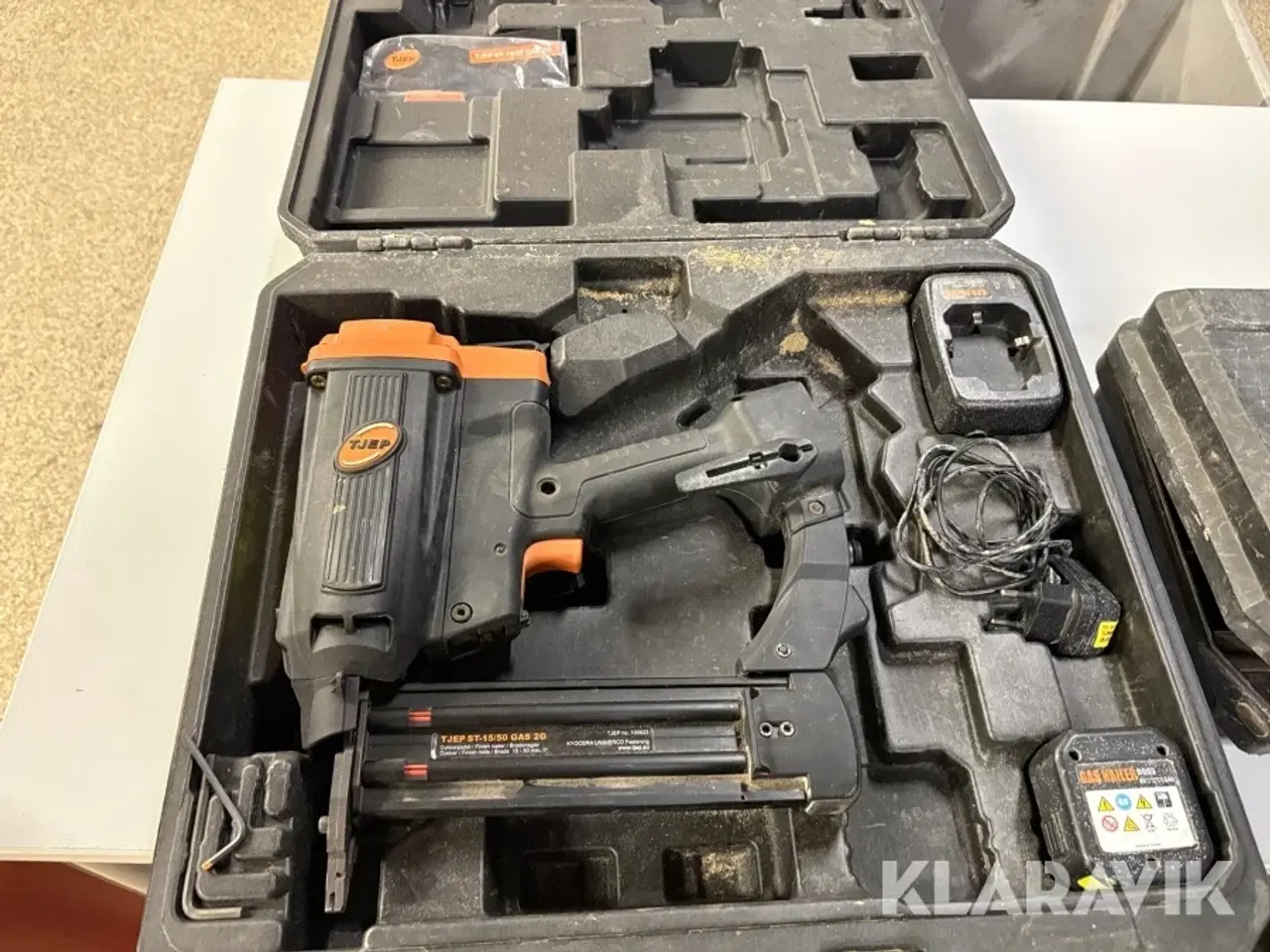 Billede 12 - Sømpistol og bajonetsav Tjep