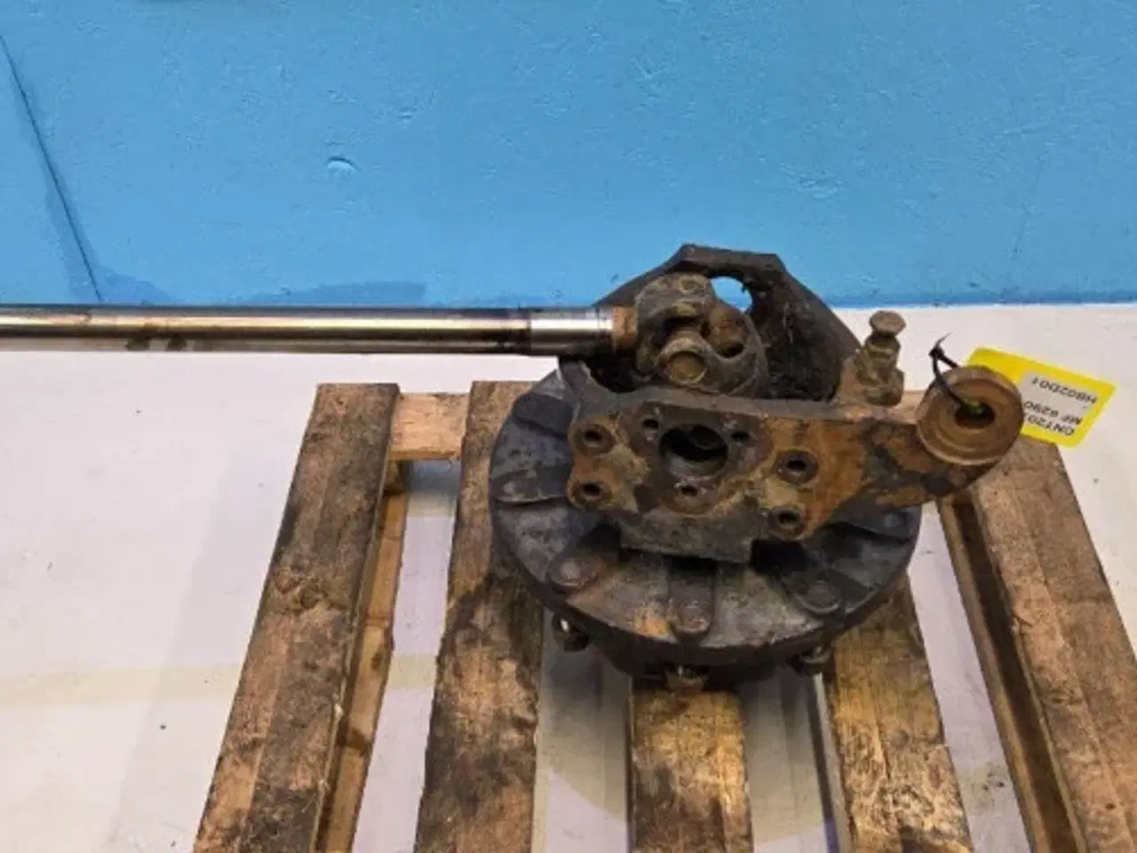 Billede 2 - Massey Ferguson 6290 Hjulnav L. 3903809M11