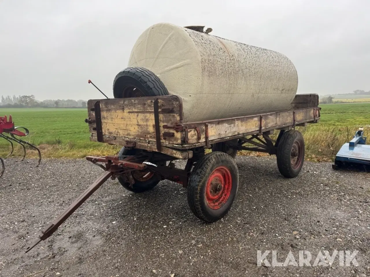 Billede 1 - Vandvogn med glasfibertank