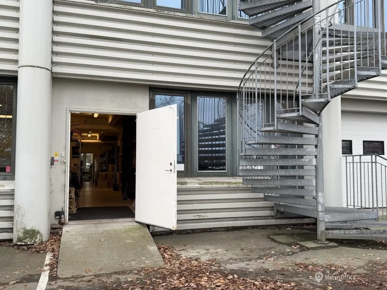 Billede 9 - 120 m² lager med pænt og indflytningsklart kontor