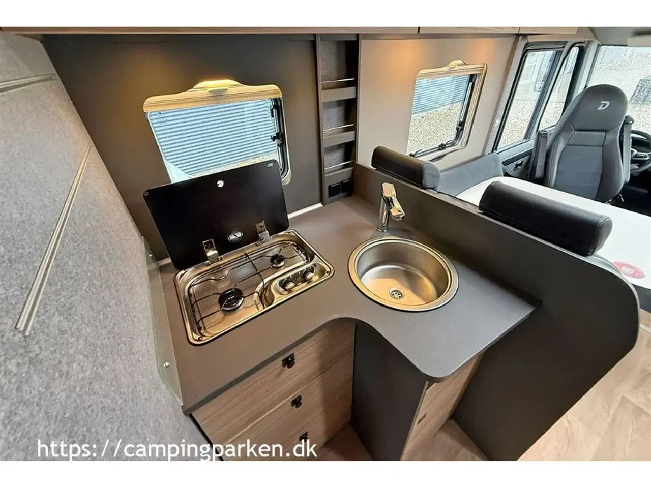 Billede 10 - 2025 - Dethleffs Trend I 7057 EB   Superflot Jubilæumsmodel. Ægte læder og alcantara, 180 hk, automatgear, enkeltsenge