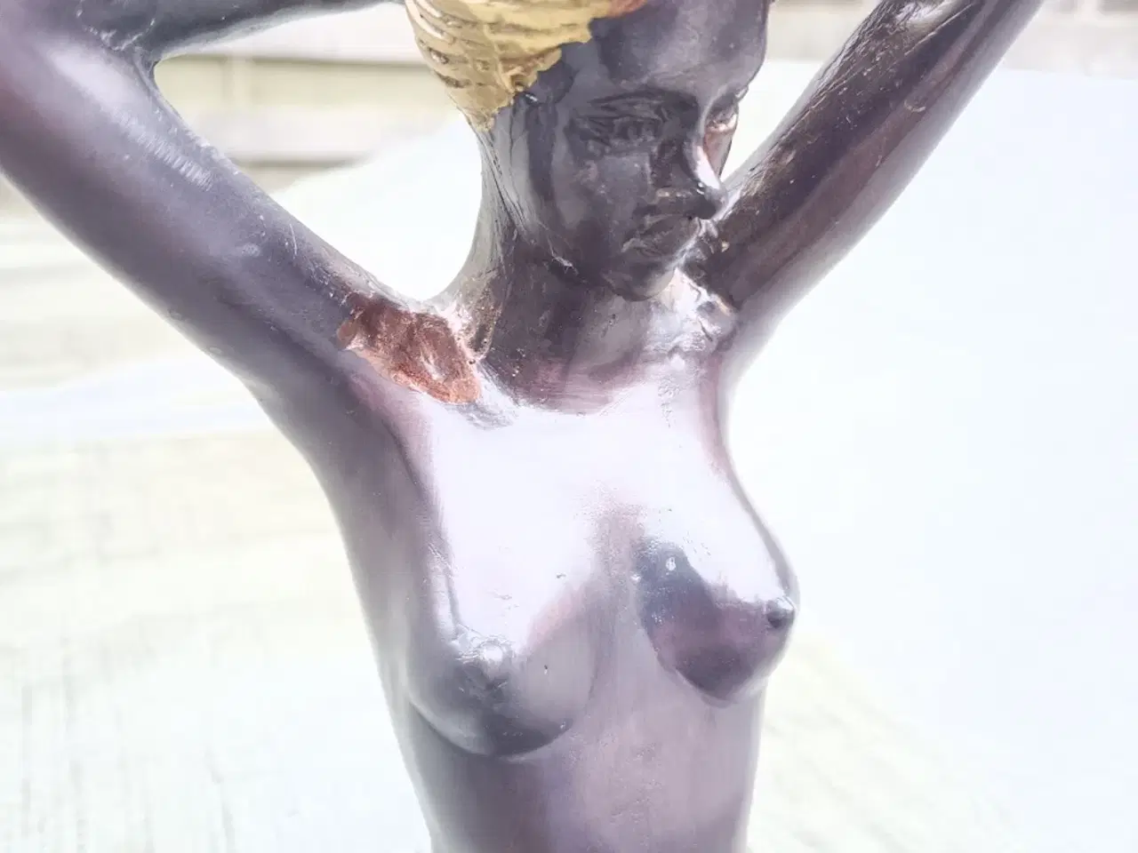 Billede 8 - Bronze figur nøgen dame