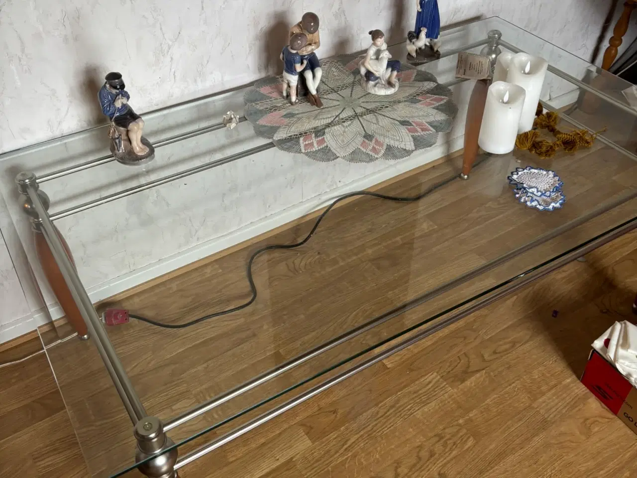Billede 1 - Sofabord med glasplade 