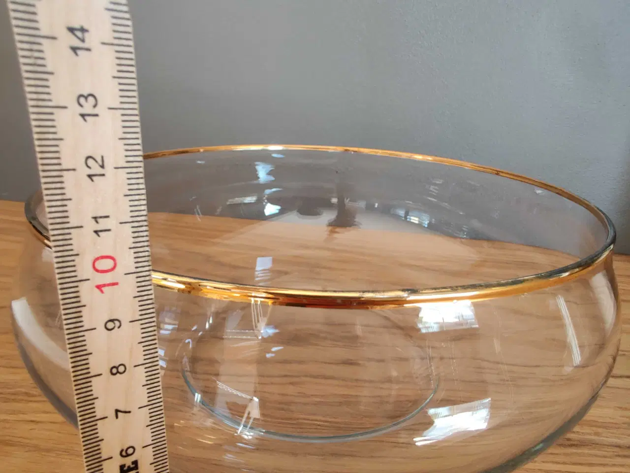 Billede 2 - Glas skål med guldkant