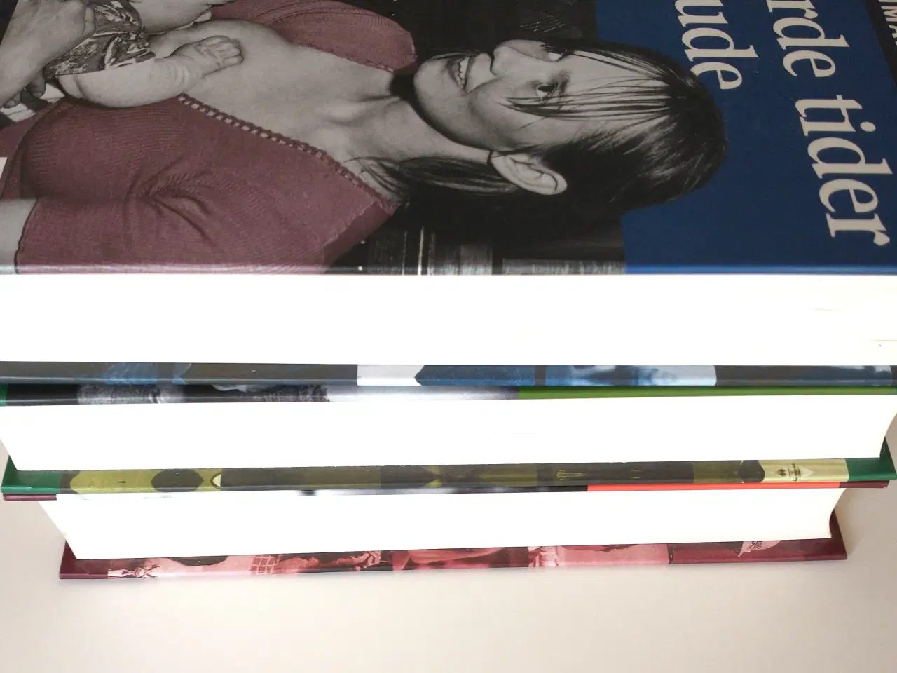 Billede 4 - Den nye Danmarkskrønike 1-3. Af Gregers Dirckinck-