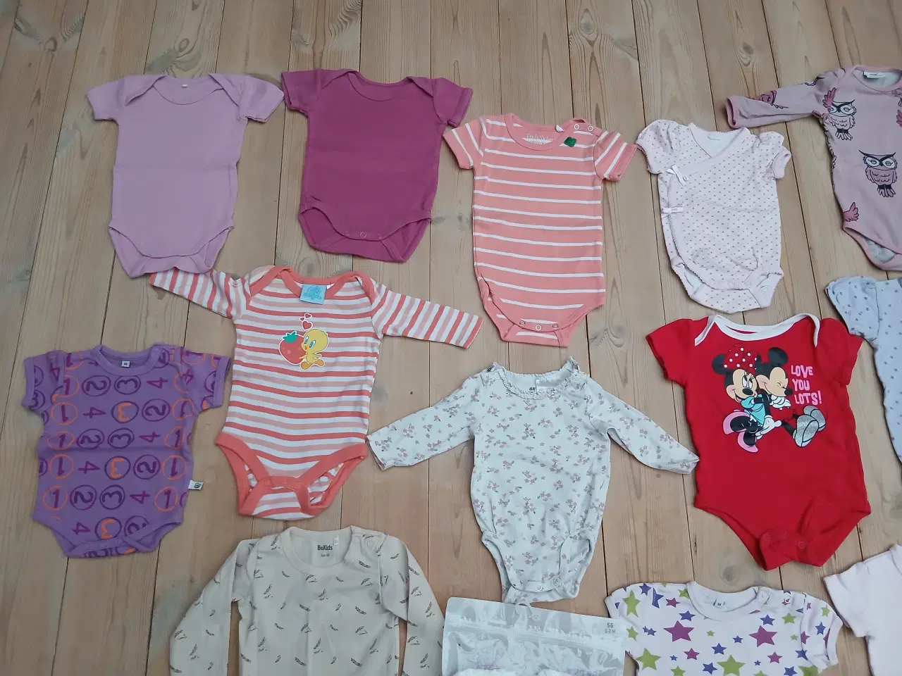 Billede 2 - STR 50, 56 og 62/68 - OGSÅ NYT TØJ