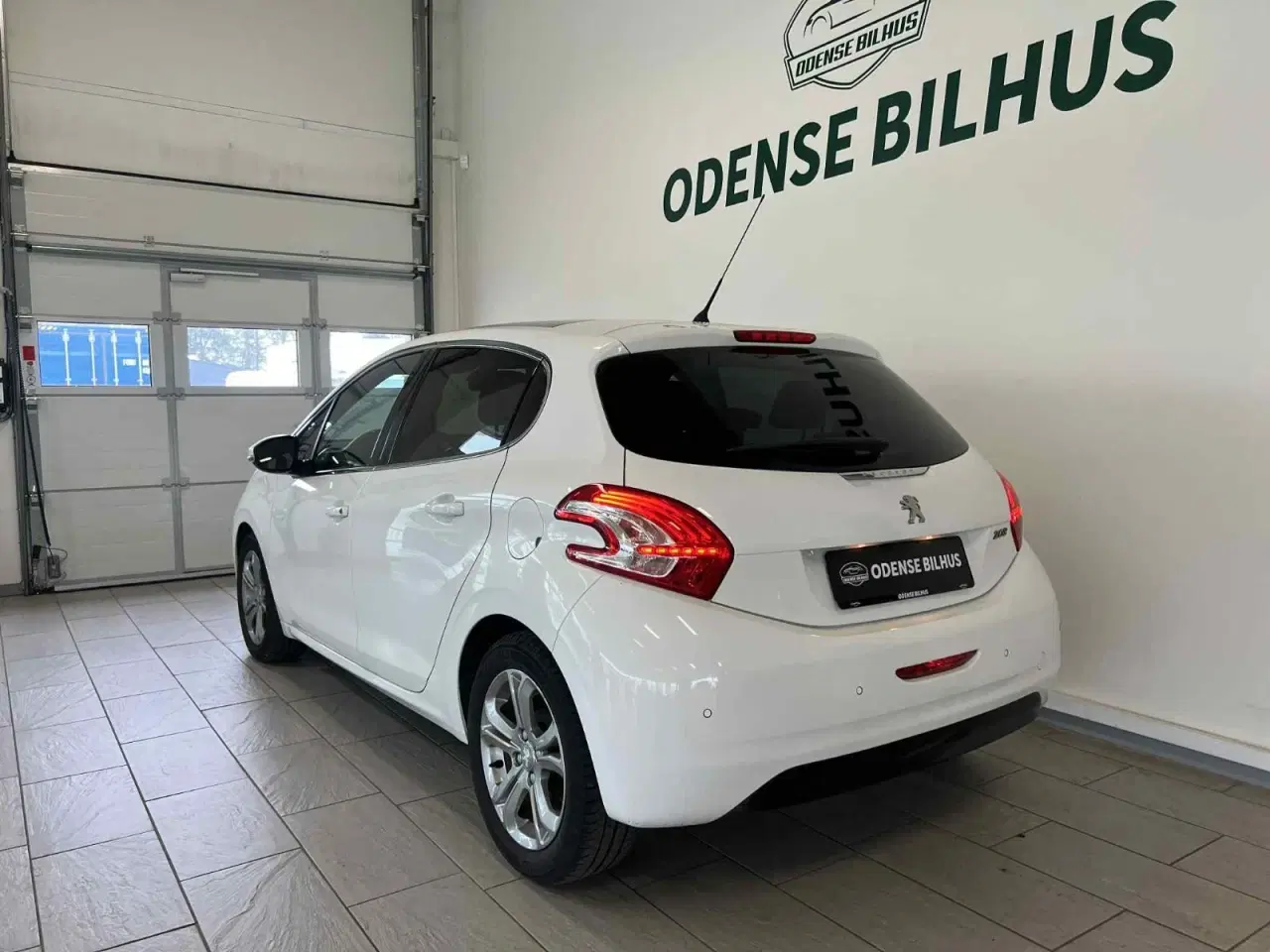 Billede 3 - Peugeot 208 1,2 VTi Allure Sky