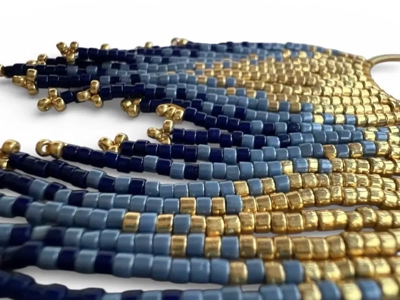 Billede 2 - Grønlandske øreringe, håndlavede 