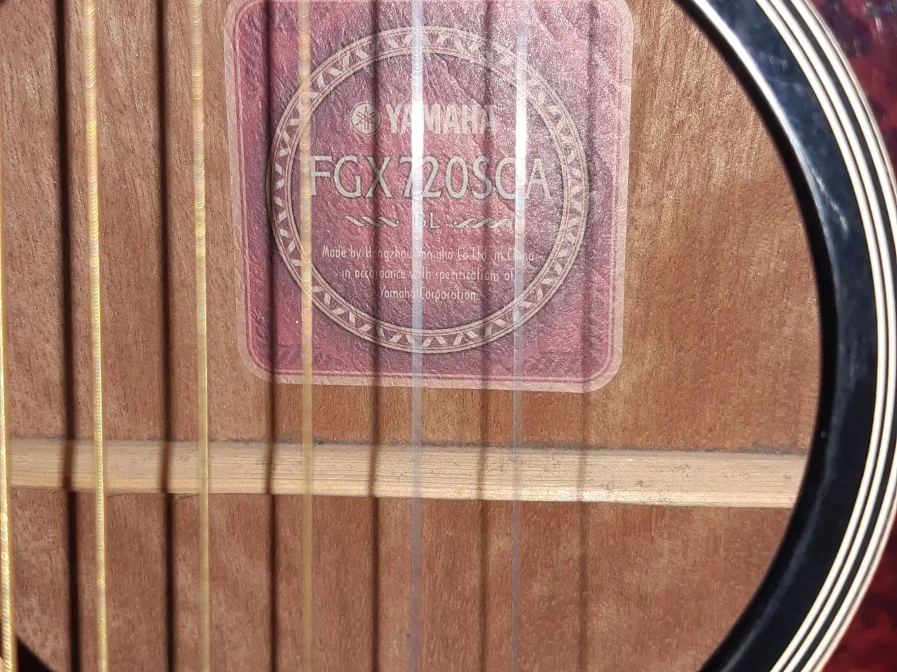 Billede 3 - Yamaha FGX720SCA elektrisk-akustisk guitar 