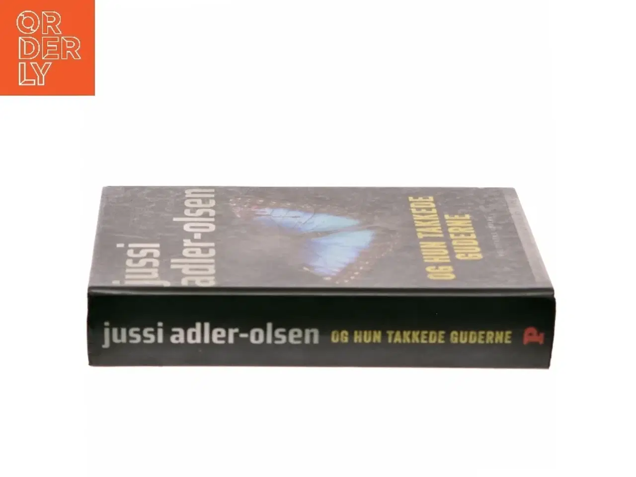 Billede 2 - Og hun takkede guderne af Jussi Adler-Olsen (Bog)
