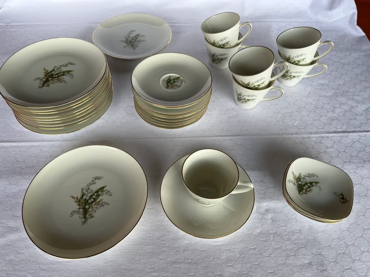 Billede 2 - Kaffestel Liljekonval