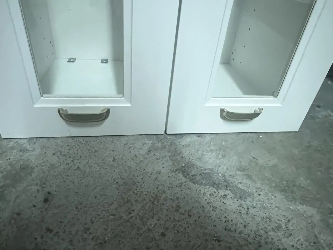 Billede 4 - Daells bolighus vitrine m. Messing håndtag 