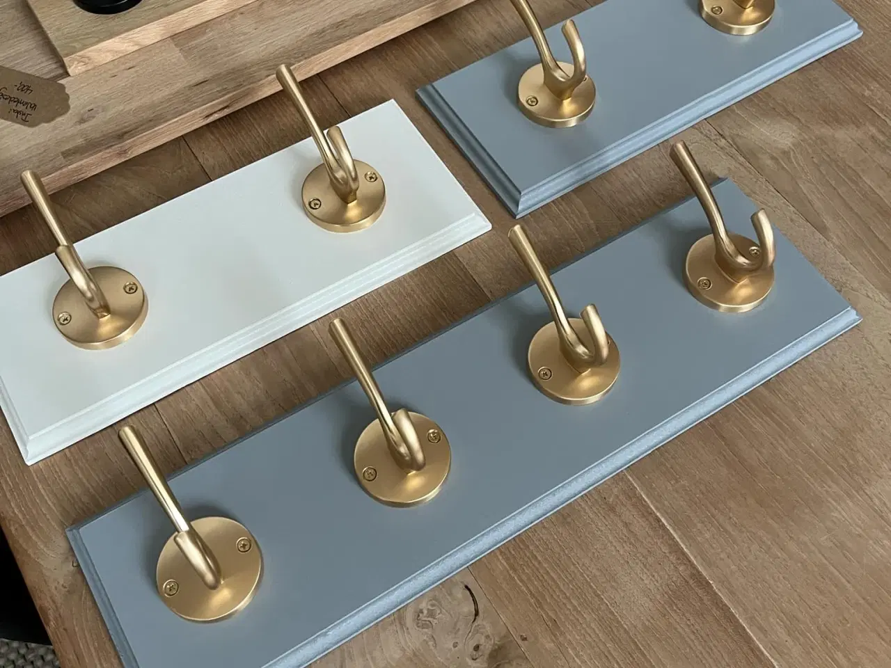 Billede 5 - Knagerække fræset, Lavet på eget værksted. Insta v