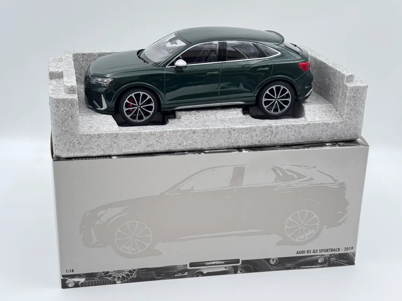 Billede 8 - 2019 Audi RSQ3 Sportback - Limited Edition - 1:18