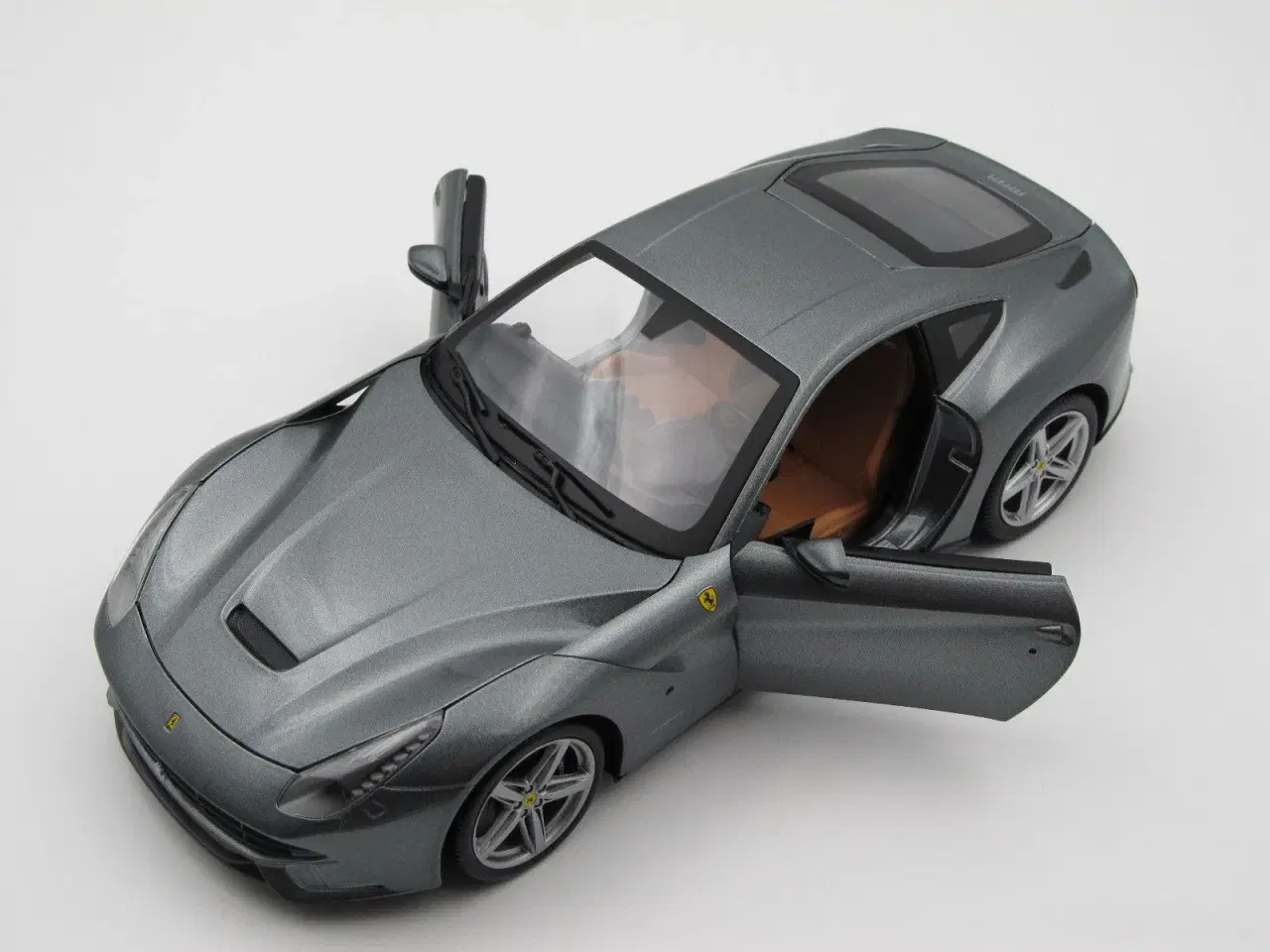 Billede 5 - 2012 Ferrari F12 Berlinetta 1:18