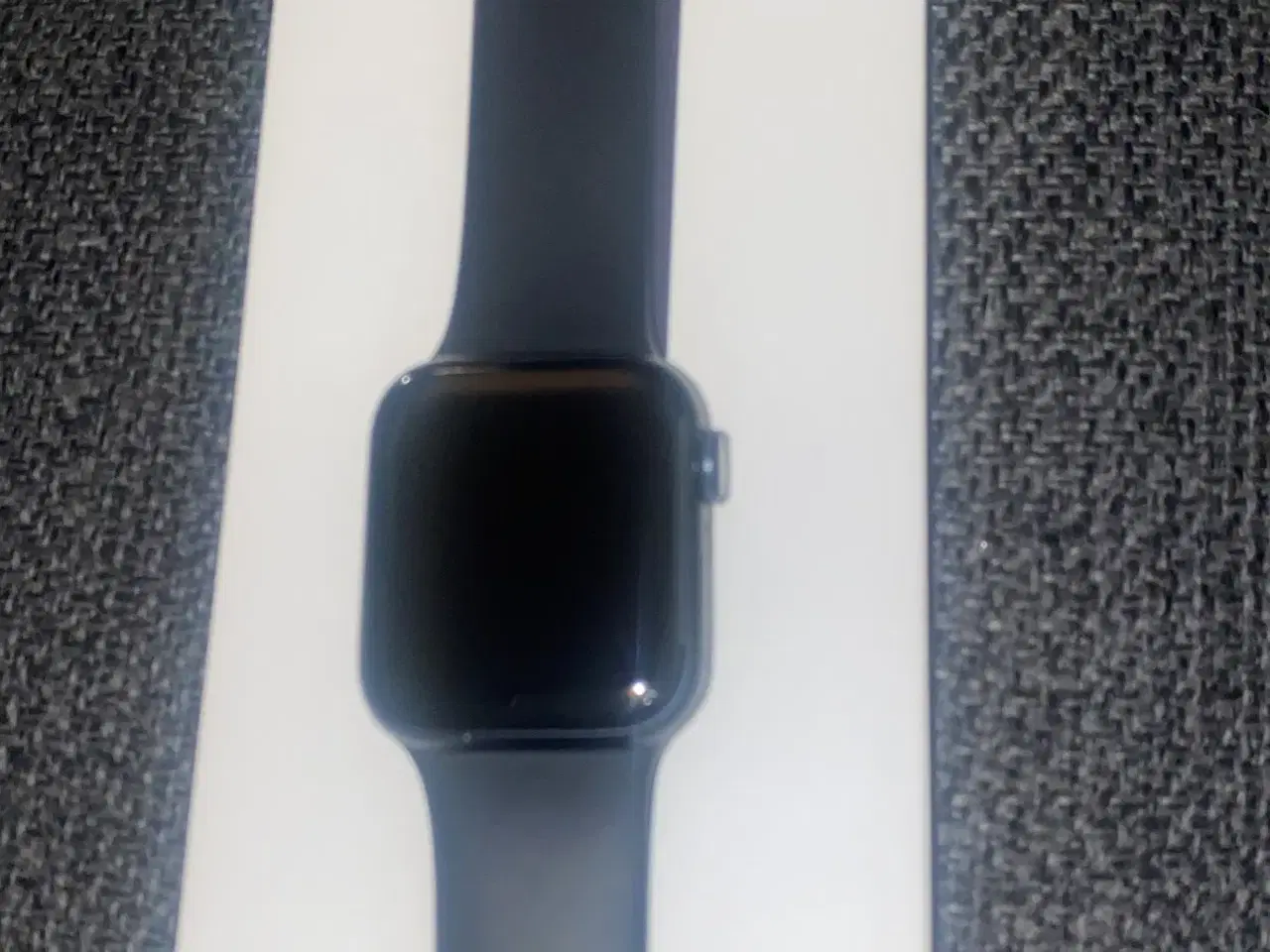 Billede 1 - Apple Watch SE 2nd Gen 40mm farve: midnight 