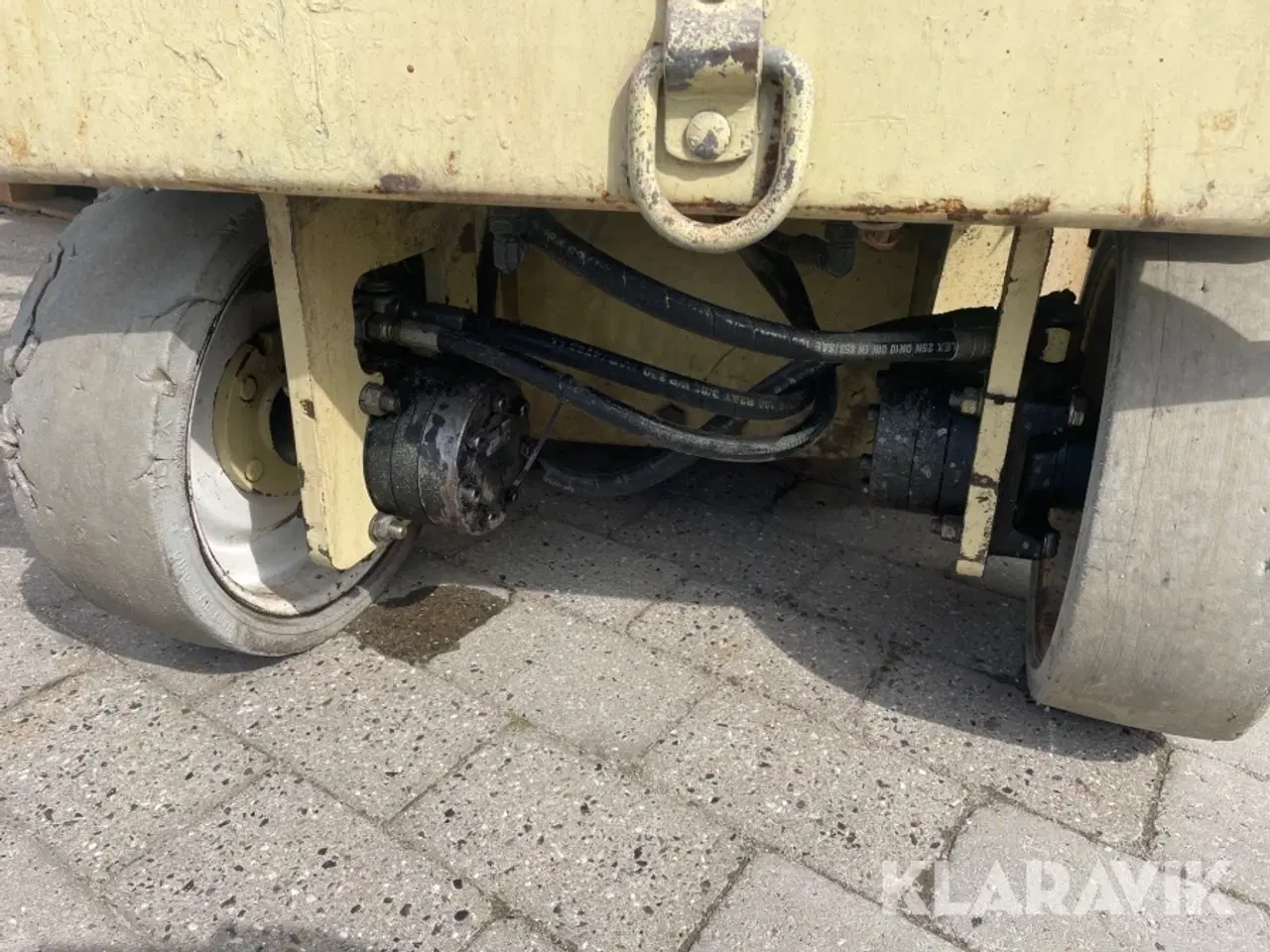 Billede 10 - Sakslift JLG 2033E
