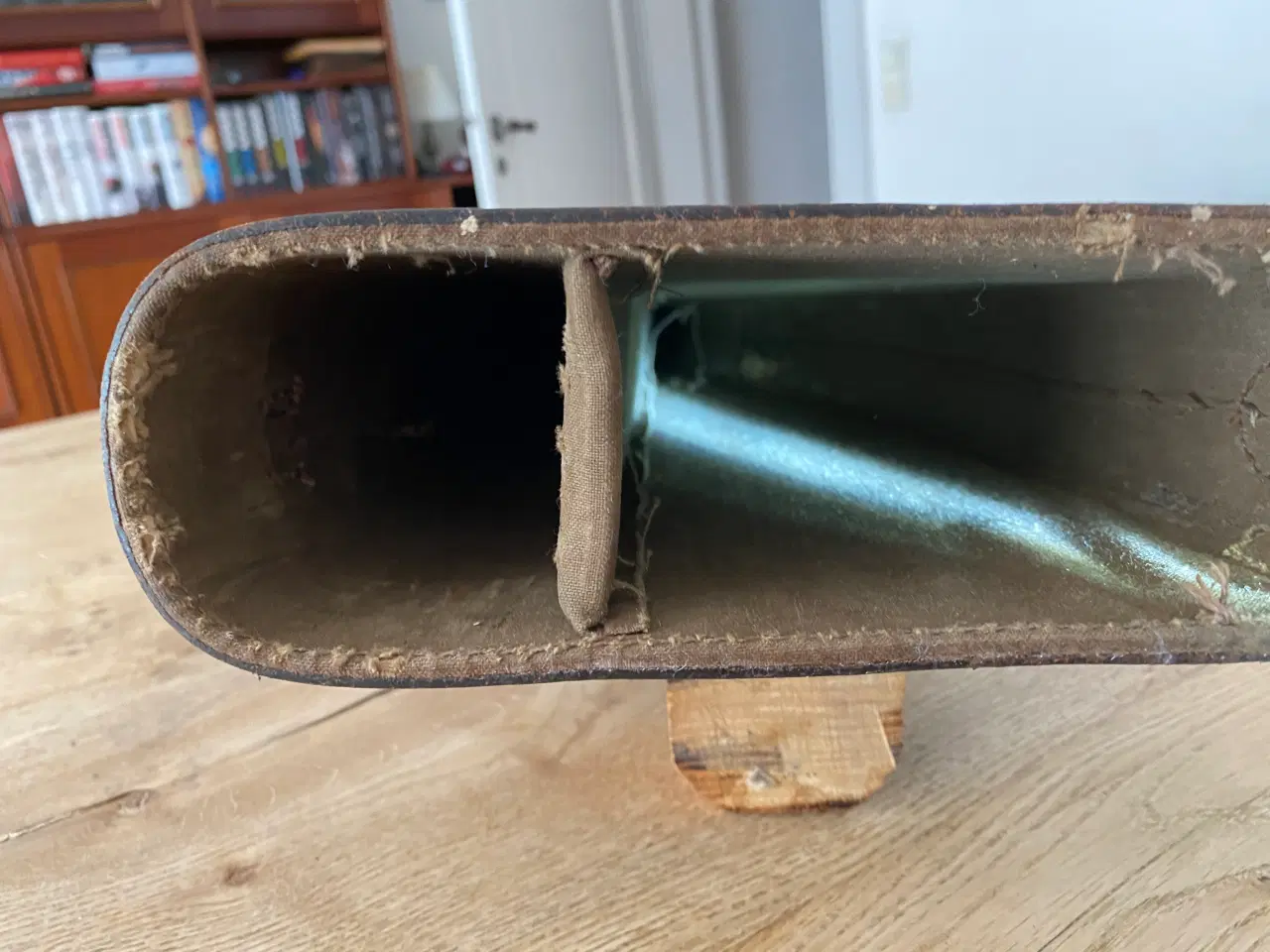 Billede 2 - Læder futeral/"Skink"