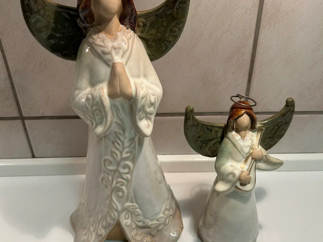 Billede 1 - 2 stk. solengle i stentøj