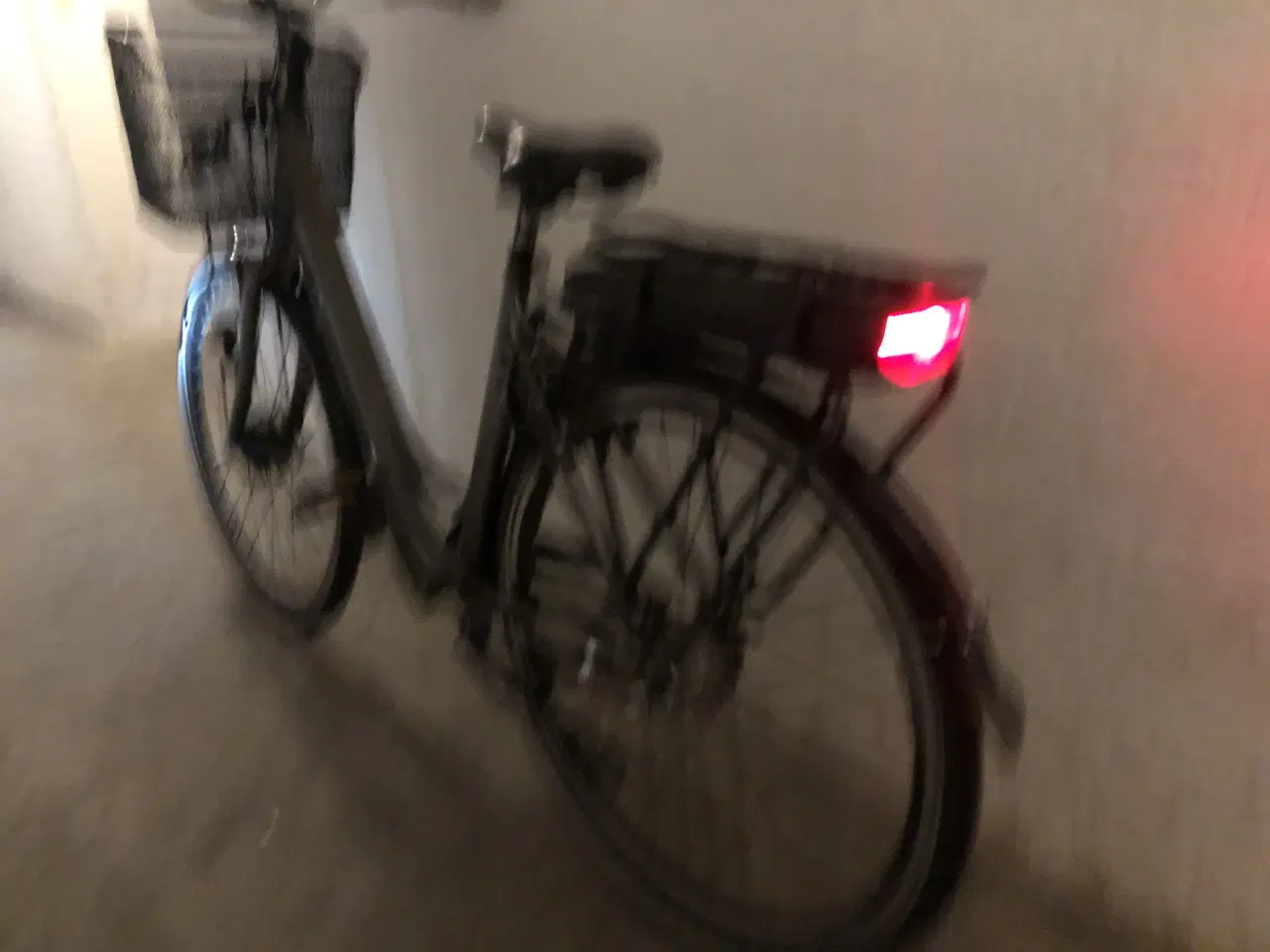 Billede 2 - El cykel. E fly delux