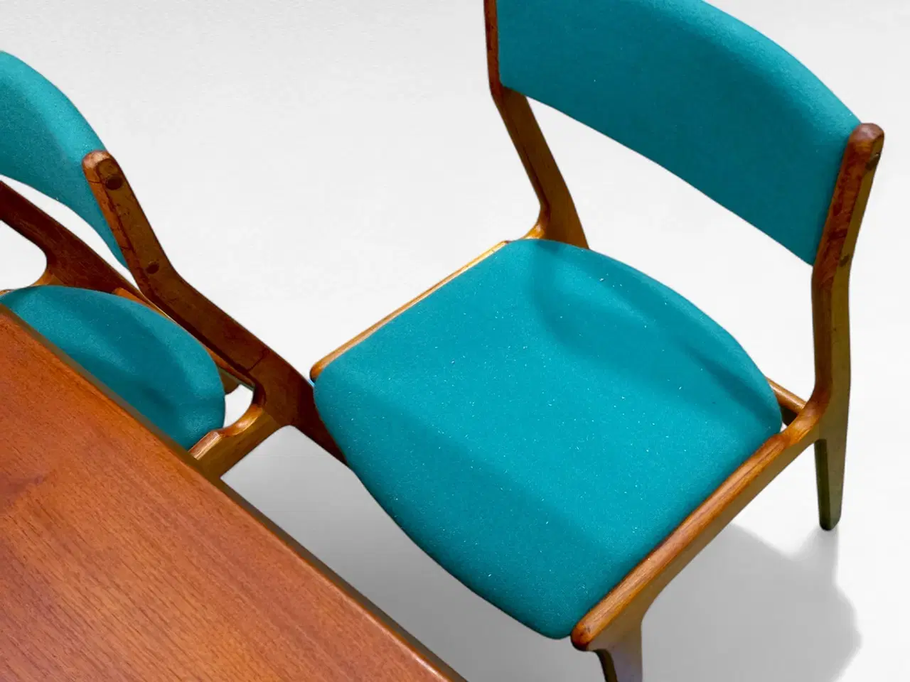 Billede 2 - 4 massiv teak spisebordsstole af Erik Buck