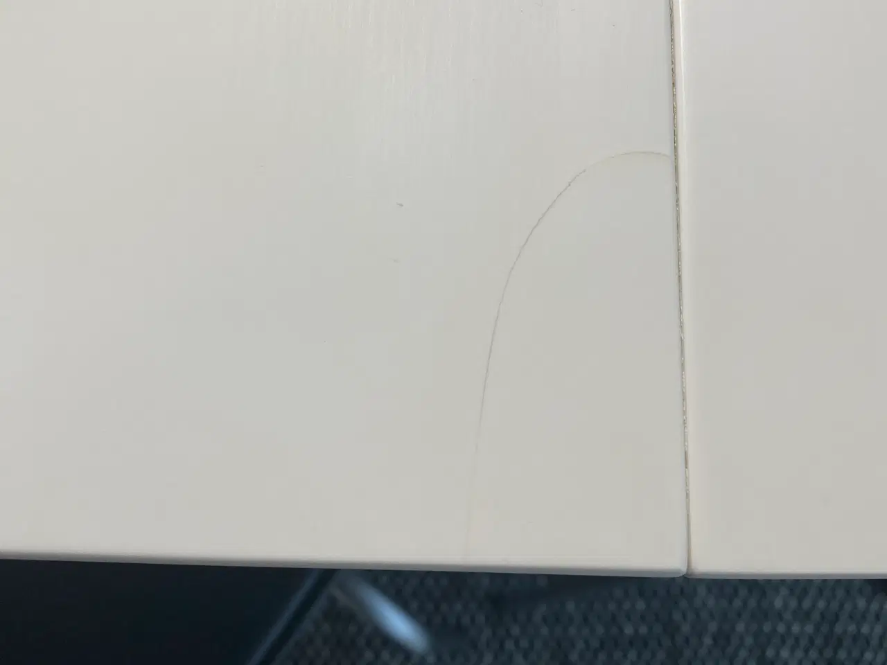 Billede 9 - Hvidt ovalt spisebord i corion med 2 plader