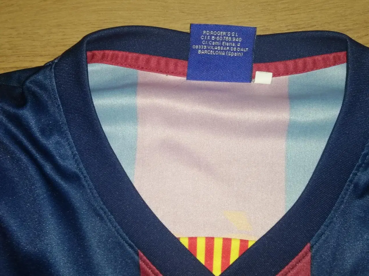 Billede 5 - FC BARCELONA NR 9 SUAREZ, STR. M, FLOT STAND