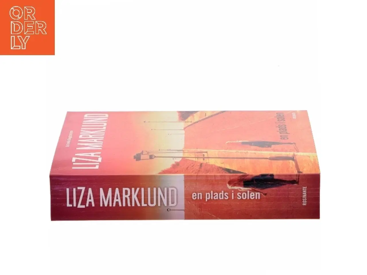 Billede 2 - En Plads I Solen af Liza Marklund (Bog)