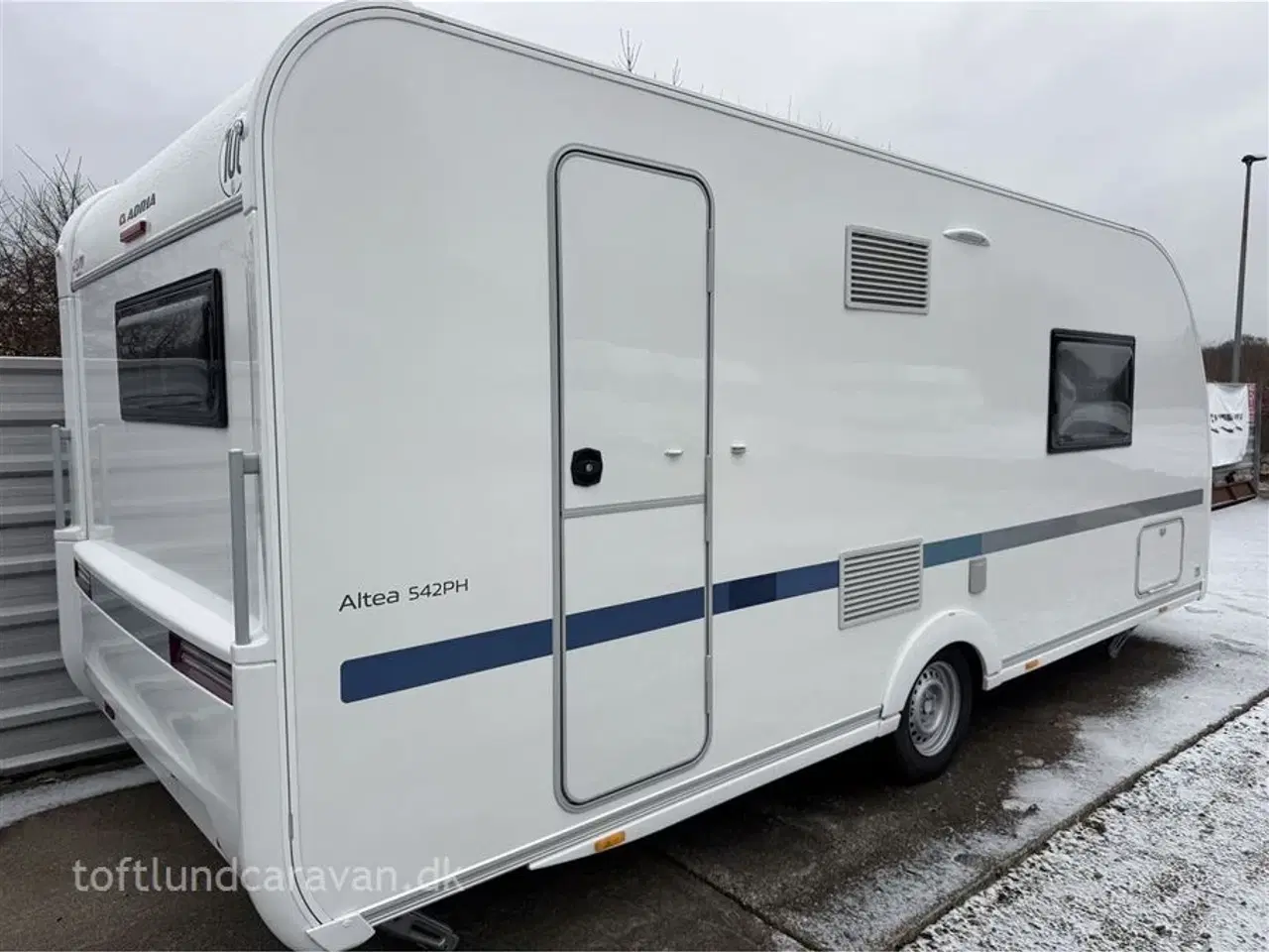 Billede 14 - 2023 - Adria Altea 542 PH Fremtræder som ny, QUEENS-SENG, m/MOVER + KLIMA mv.