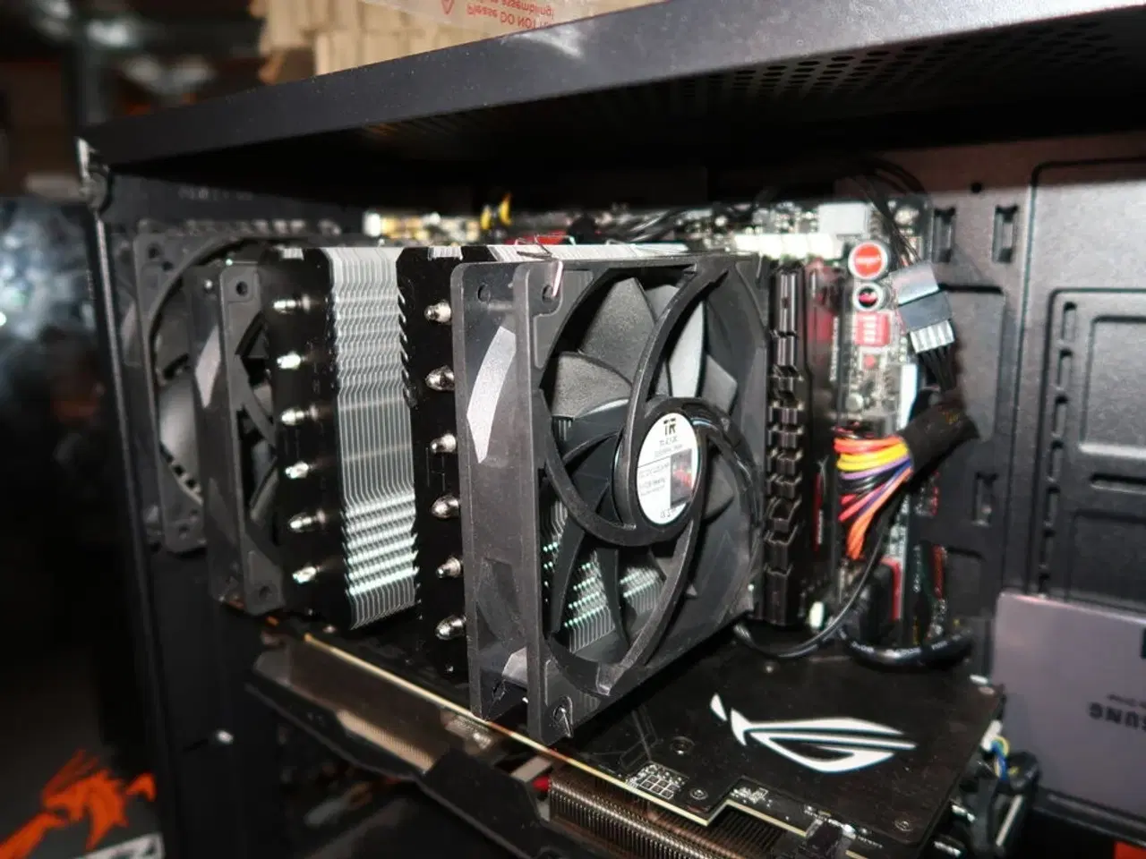 Billede 7 - Computerskærm, computer, tastatur, mus m.m.