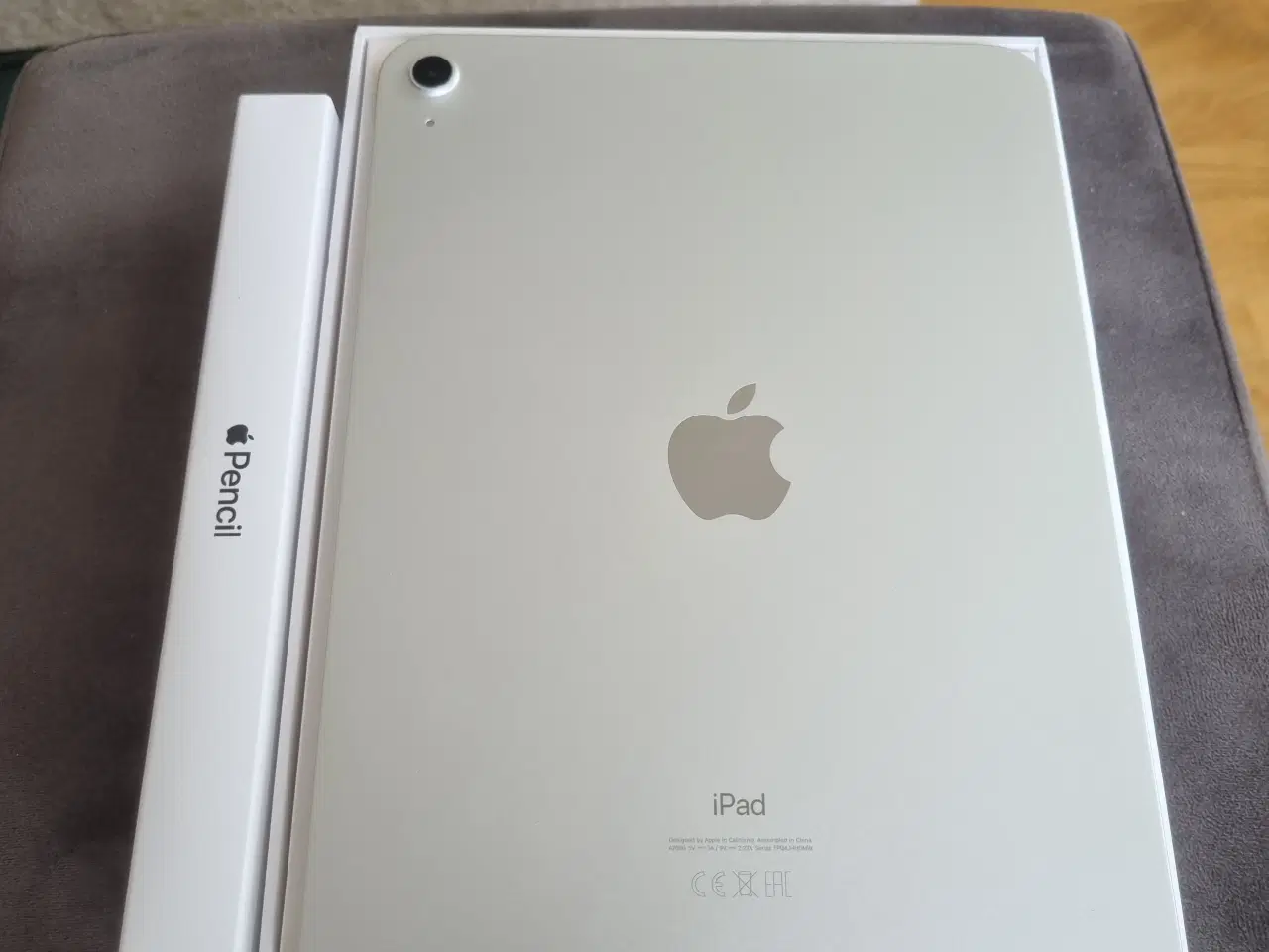 Billede 3 - iPad 10,9 64 GB sølv inkl Apple pencil - næsten al