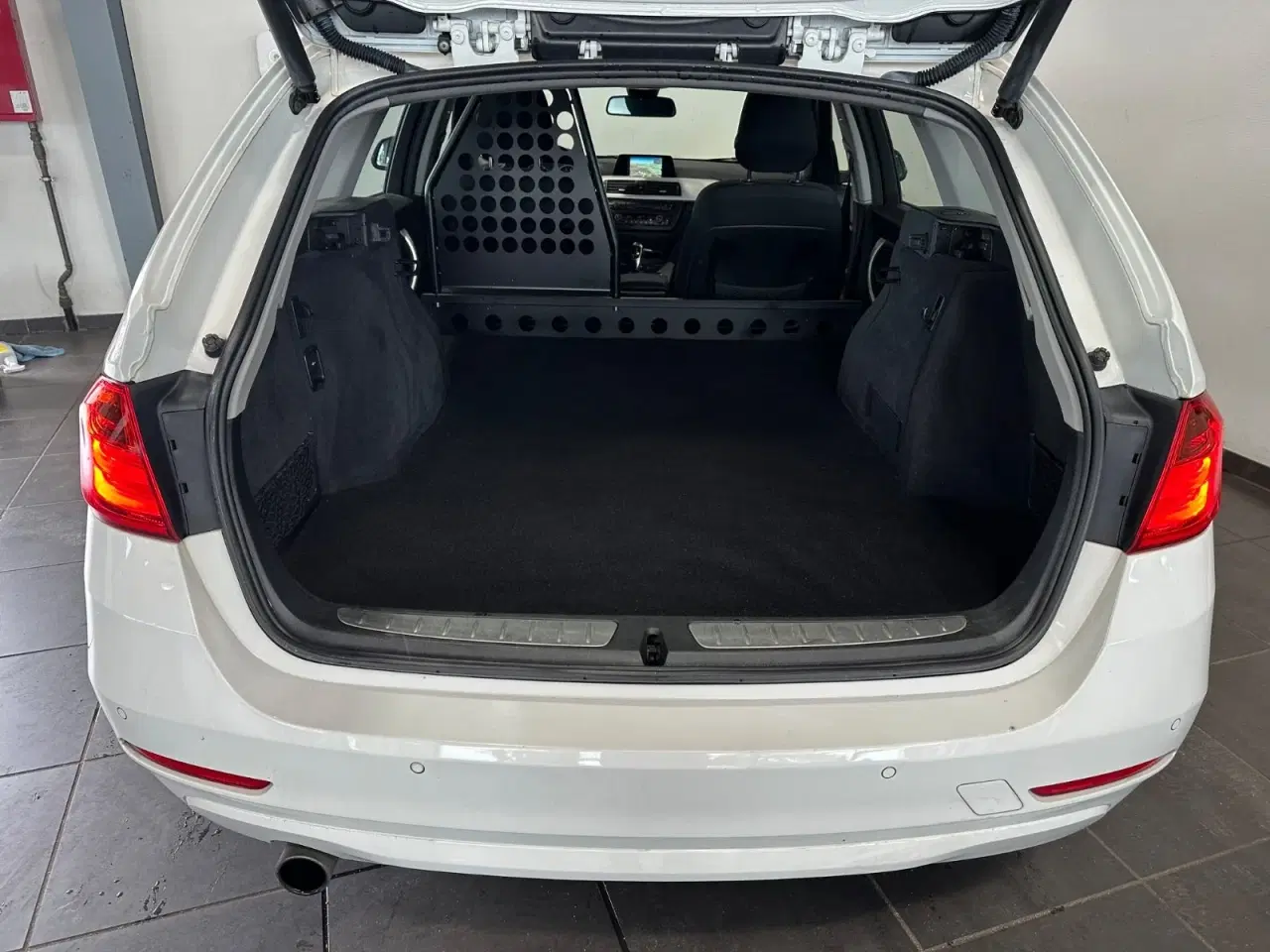 Billede 13 - BMW 320i 2,0 Touring aut. Van