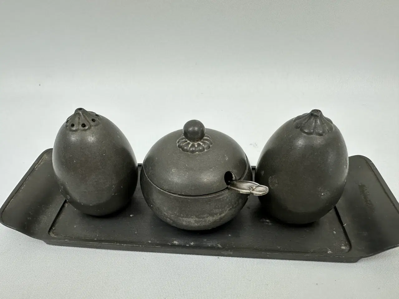 Billede 3 - Just Andersen, platmenage / Salt, Pebber, Kar