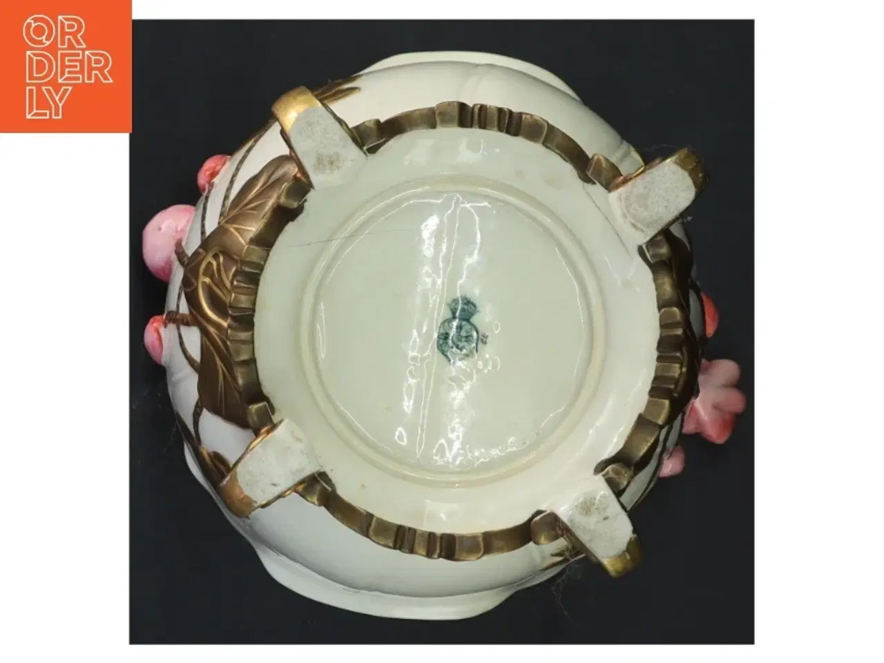 Billede 2 - Dekorativ vase med blomsterdesign (str. 14x16 cm)
