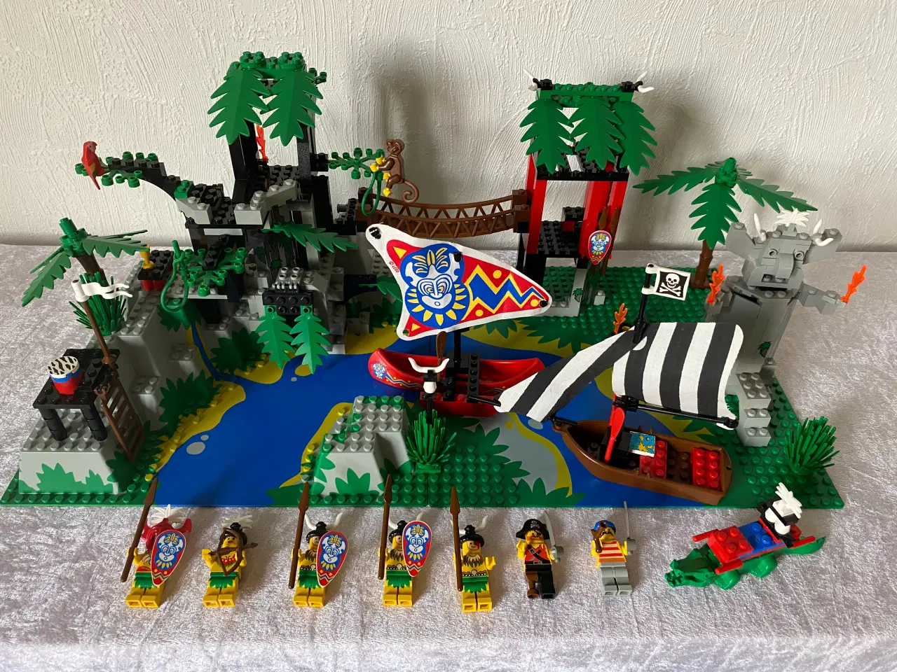 Billede 1 - 🧱 LEGO 6278 – Enchanted Island (1994)