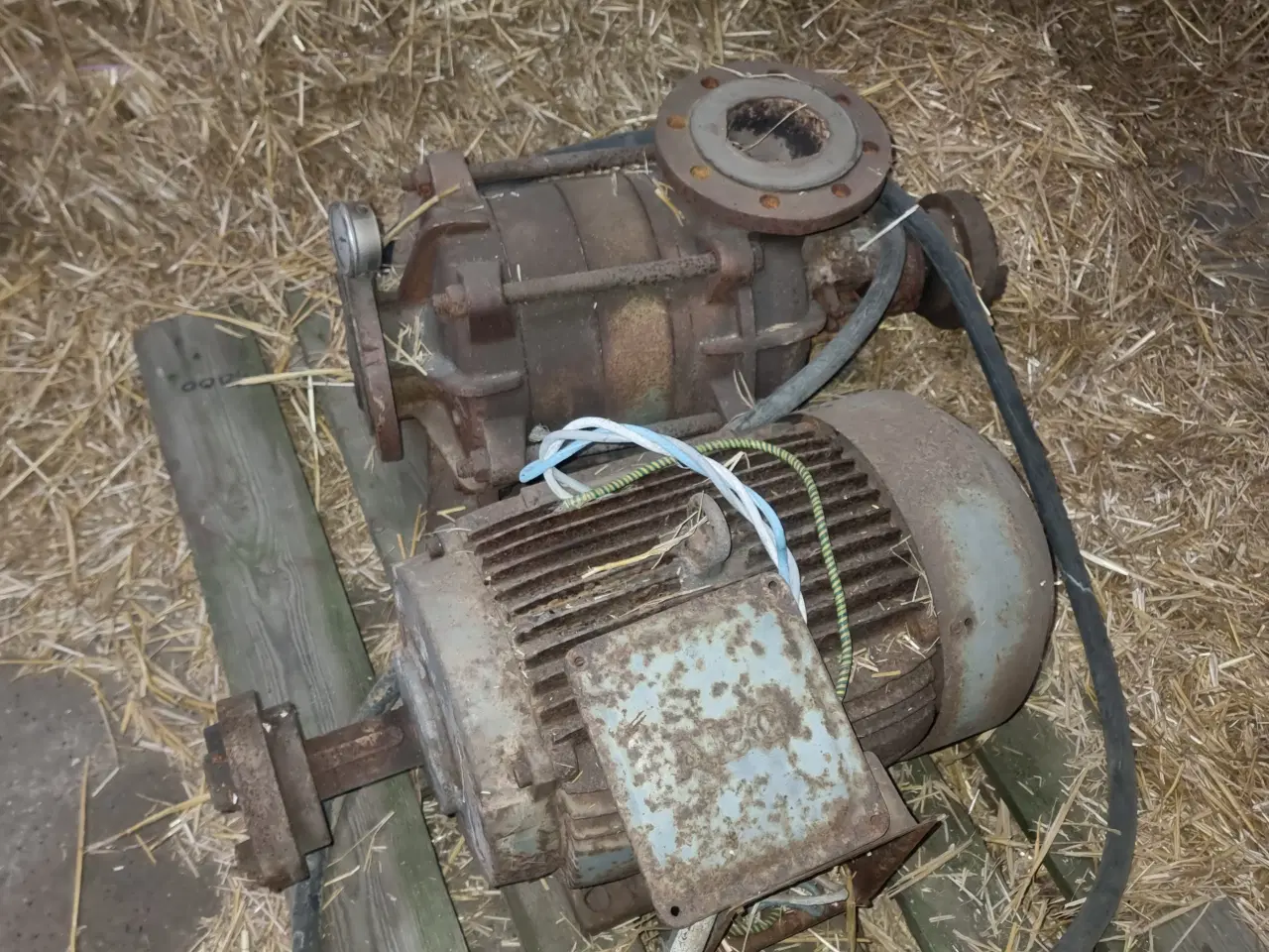 Billede 1 - 30 hk elmotor (med kobl. for edurpumpe)